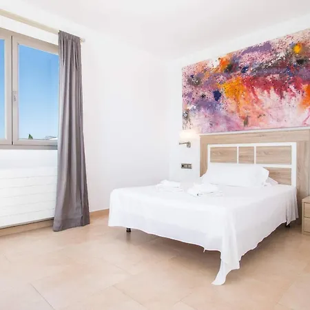 Athos - Plusholidays * Ifach