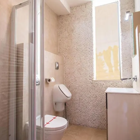 Villa Athos - Plusholidays *