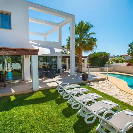 Athos - Plusholidays Ifach