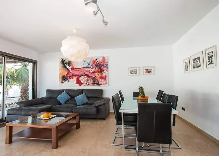 Athos - Plusholidays *